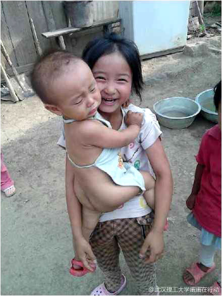 717Є(dng)F(tun)(du)η(du)(du)̵֧ĺӂM(jn)˼Loӂȥ˺(jin)εһ(du)Tf(shu)F(xin)ڽK˽⺢ӂ?yu)ʲô?hu)t߀ОʲôСС֡С@ɽ·ĺyߣеĺόW(xu)ǰ߀ȽoţݡDϵСŮmȻgܵѽ(jng)ʮ֋졣