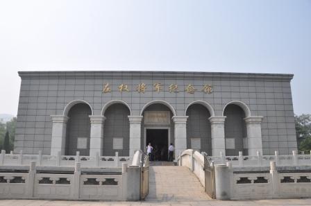 ڕxԥʿ@(ni)(qun)܊o(j)^^(ni)չʾ(qun)܊ƽEڼt z