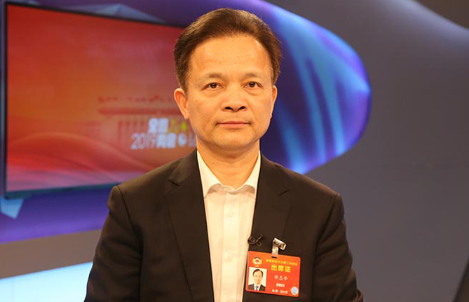全國(guó)政協(xié)委員、中國(guó)工程院副院長(zhǎng)鐘志華：推進(jìn)工程教育改革與創(chuàng)新創(chuàng)業(yè)創(chuàng)造