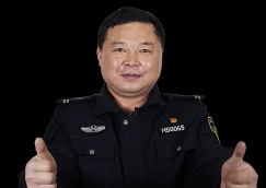 全國人大代表、黃山“守松人”