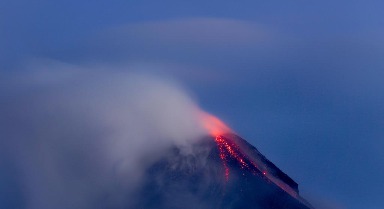 菲律賓馬榮火山活動持續(xù)